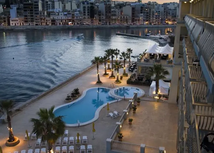 호텔 Cavalieri Malta, A Member Of Radisson Individuals 4*