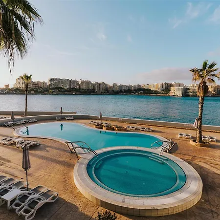 Cavalieri Malta, A Member Of Radisson Individuals Szálloda
