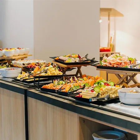 Cavalieri Art Hotel, A Member Of Radisson Individuals Hotel