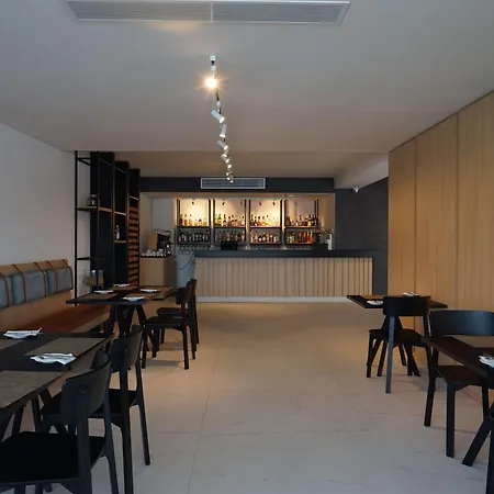 Cavalieri Art Hotel, A Member Of Radisson Individuals 4* San Ġiljan