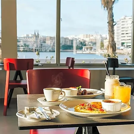 Cavalieri Malta, A Member Of Radisson Individuals 호텔