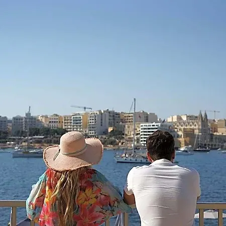 호텔 Cavalieri Malta, A Member Of Radisson Individuals 4*