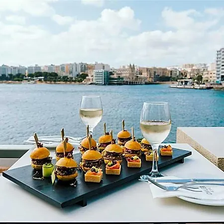 Cavalieri Malta, A Member Of Radisson Individuals 호텔 4*