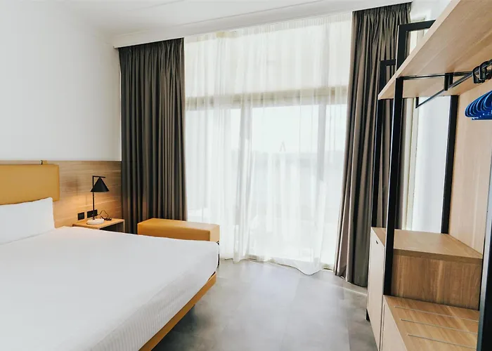 Cavalieri Malta, A Member Of Radisson Individuals Hotel San Giuliano